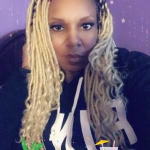 Meet your Posher, Loni beautifulishername